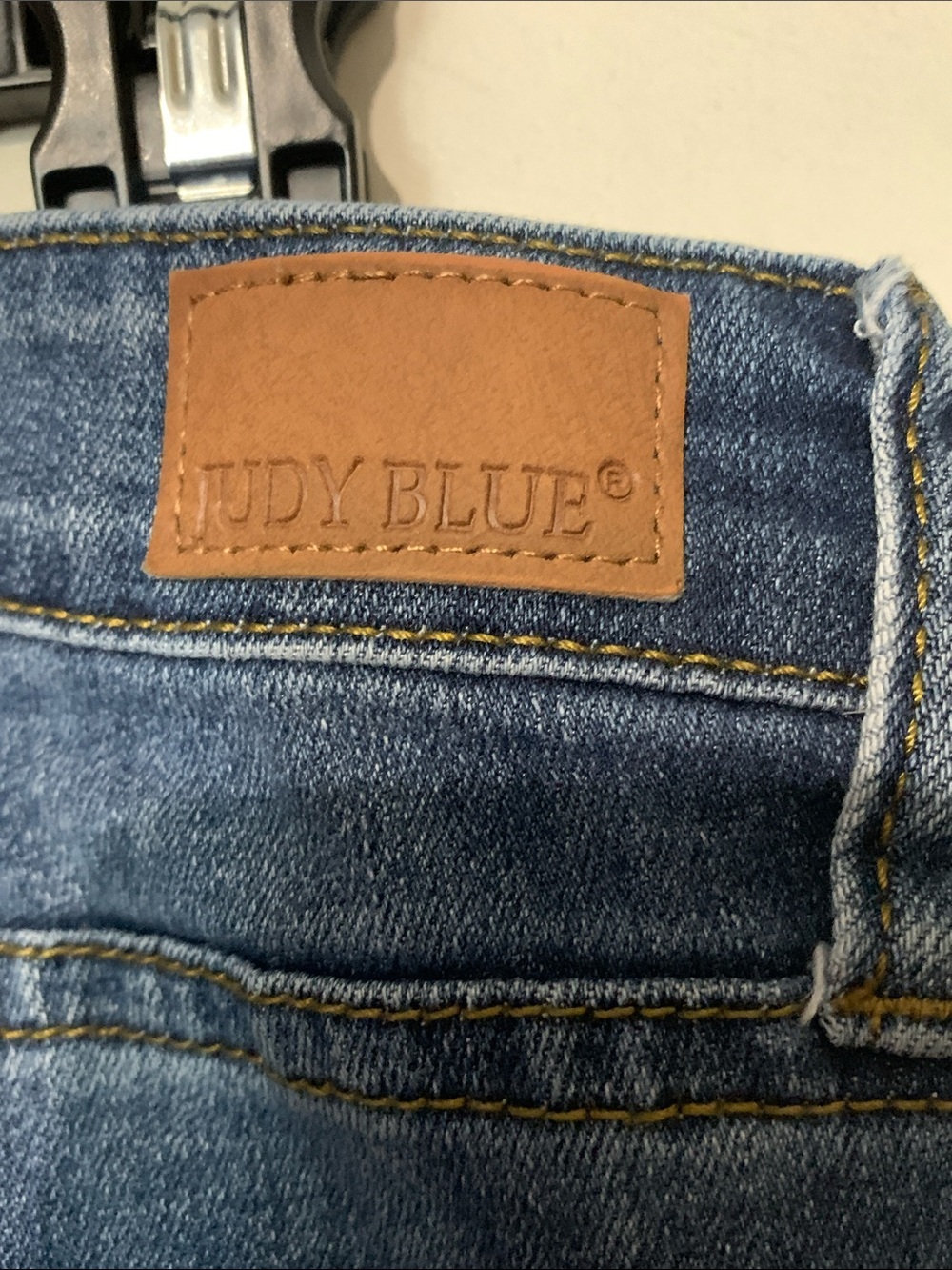 Judy Blue Medium Wash Ripped Skinny Jeans - Picture 4 of 7
